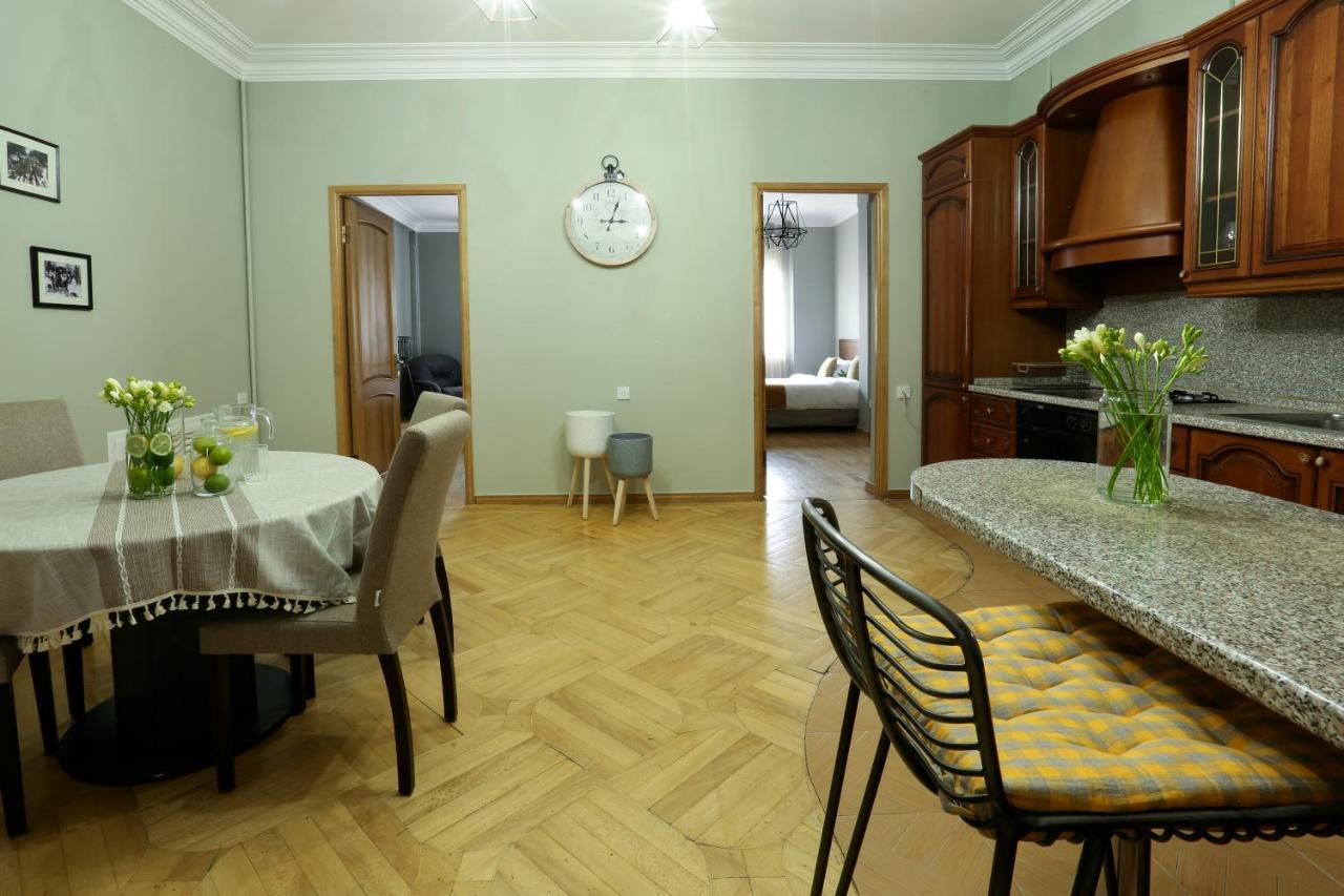 Hotelise I Our-Yard Apartment Yerevan Exterior photo